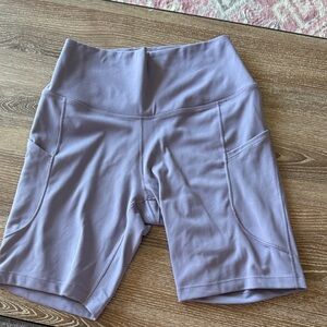 Nike High-Waist Lavender Bike Shorts with Side Pockets